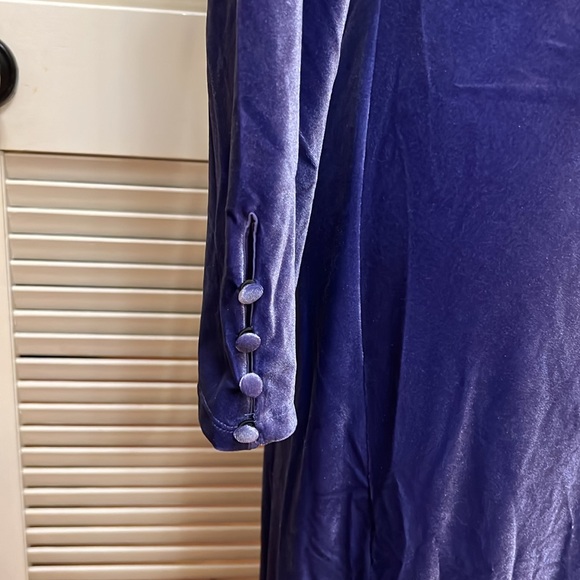Maggy London Velvet Midi Dress in Deep Wisteria, Size 8, NWT - Picture 7 of 16